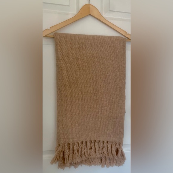 Chunky wool scarf! Handwoven and fair trade. - Picture 2 of 11